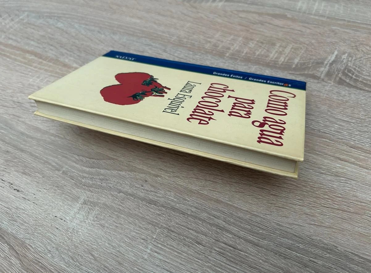 Boek Als water voor chocolade - Laura Esquivel (Harde kaft) – photo 4